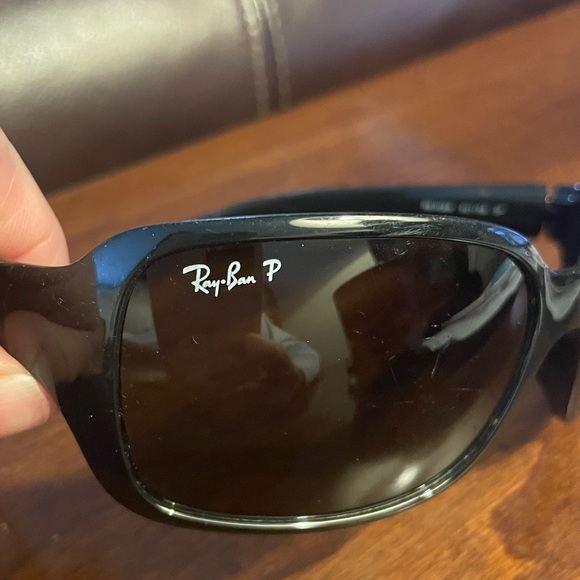 Ray Ban RB 4068 Highstreet Polarized 601/58 sunglasses - Picture 7 of 9